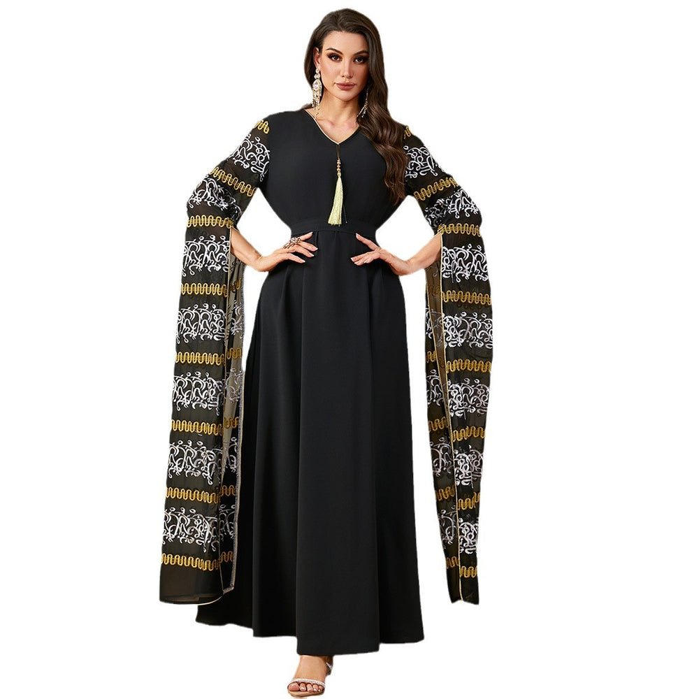 Dubai Kleid mit superlangen Ärmeln und arabischer Stickerei - EX-STOCK Canada