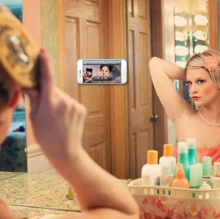 iphone Compatible Anti-gravity Nano-adsorption Phone Case - EX-STOCK Canada