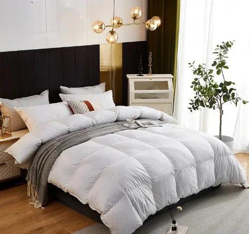 Couette en duvet d'oie en coton de luxe étincelanteEX-STOCK Canada