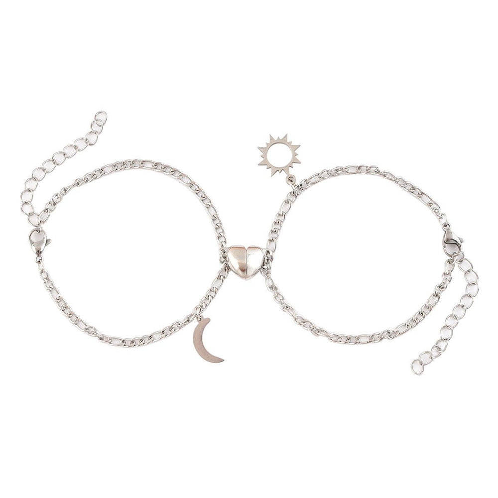 Pendentif Bracelet Couple en Acier Inoxydable en Forme de Soleil, Lune et Cœur avec Attache Magnétique - EX-STOCK Canada