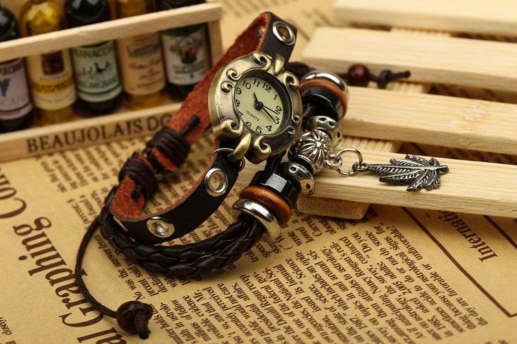 Factory Direct Genuine Leather Bracelet Watch Retro Leather Bracelet Watch Beaded Bracelet Yiwu Wholesale Jewelry - EX-STOCK Canada