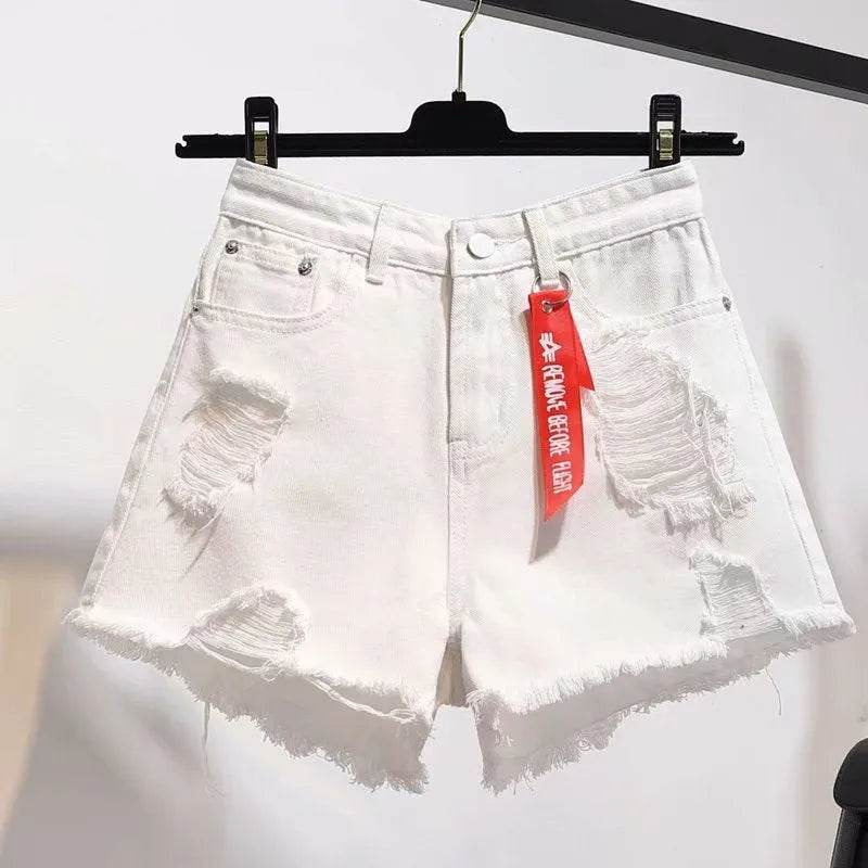 Loose jeans and short shorts - EX-STOCK Canada