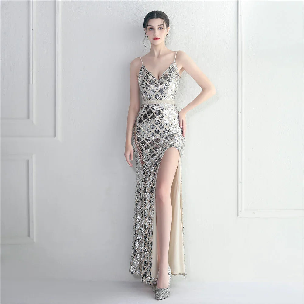 فستان سهرة طويل بحمالة مفصولة ومرصع بالترتر الملونEX-STOCK Canada