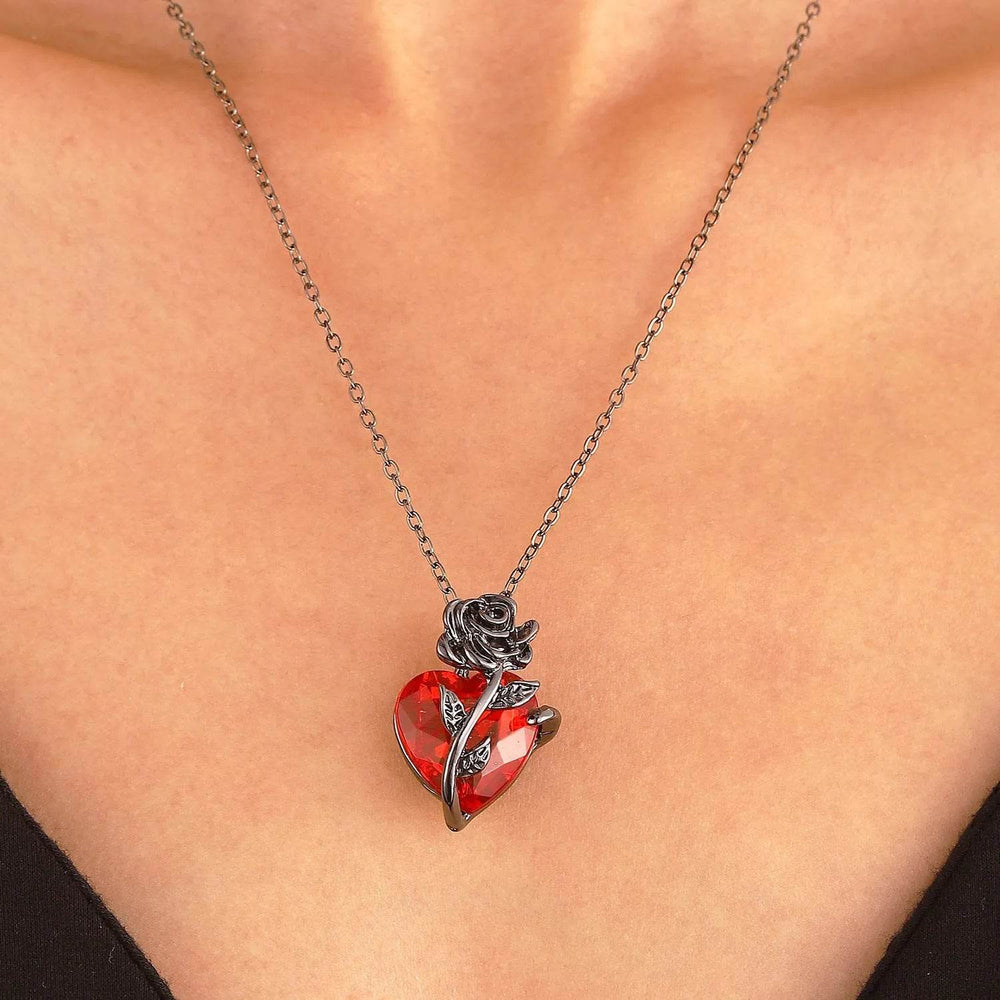 Punk Rose Love Necklace Fashion Personality Heart-shaped Clavicle Chain Pendant Necklace For Valentine's Day - EX-STOCK Canada