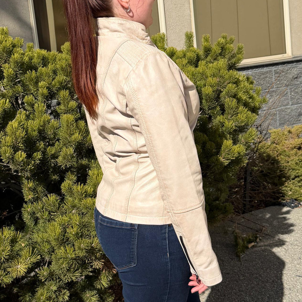 Women's Classic Lamb Leather Jacket. Round Collar with Studs, 4 Zippered Pockets & Shoulder Accent Stitching