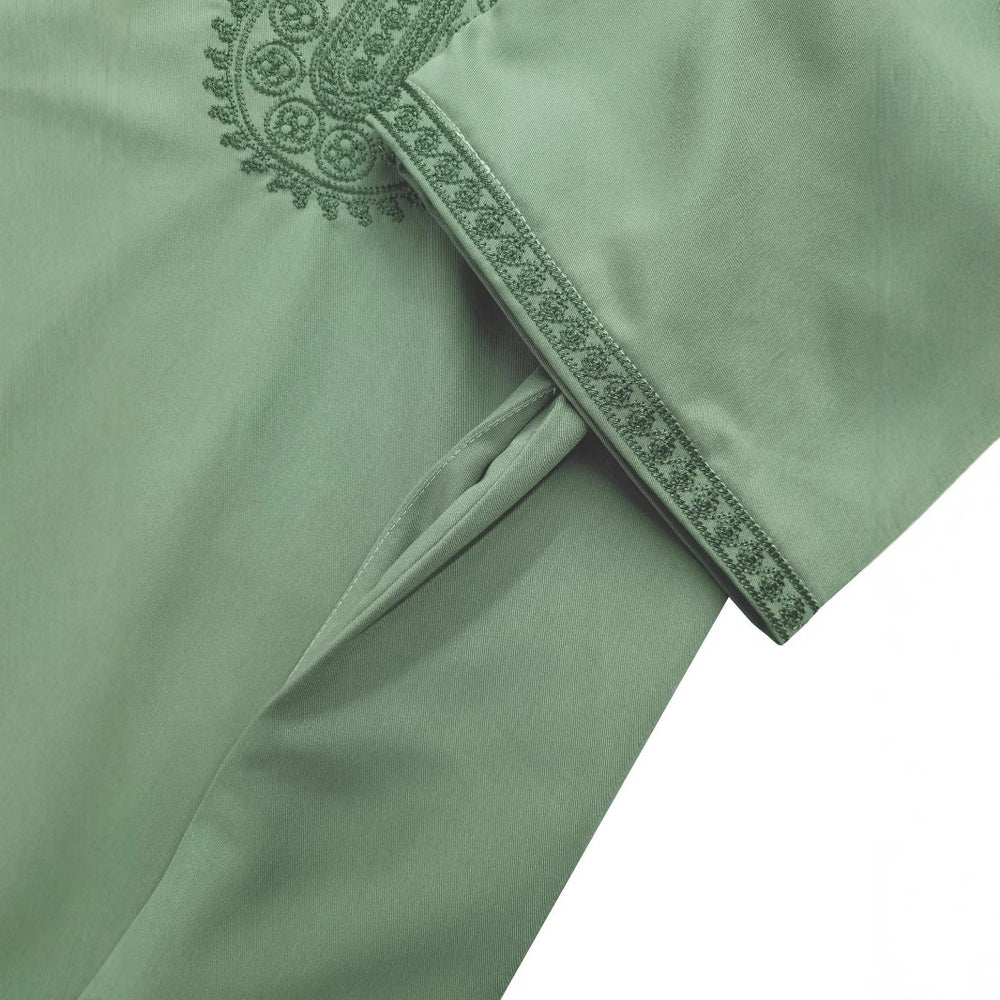 Ethnic Men's Clothing Middle East Muslim Loose Robe Men - EX-STOCK Canada