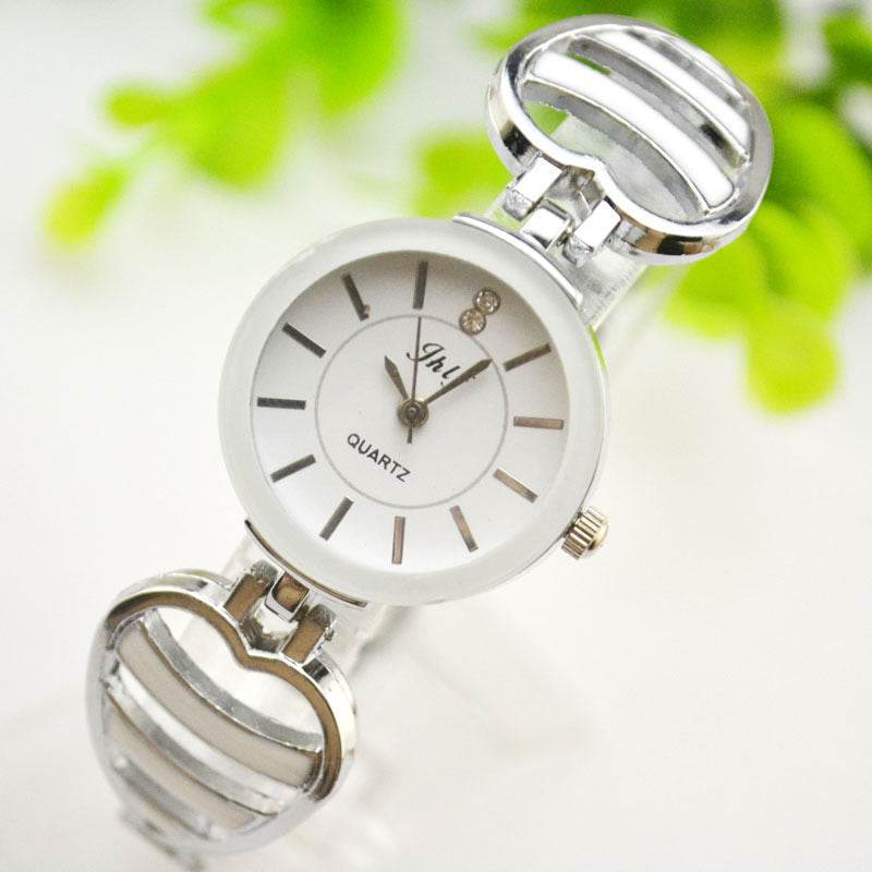 Waterproof bracelet quartz watch for ladies - EX-STOCK Canada