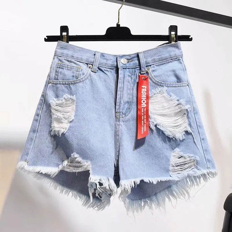 Loose jeans and short shorts - EX-STOCK Canada