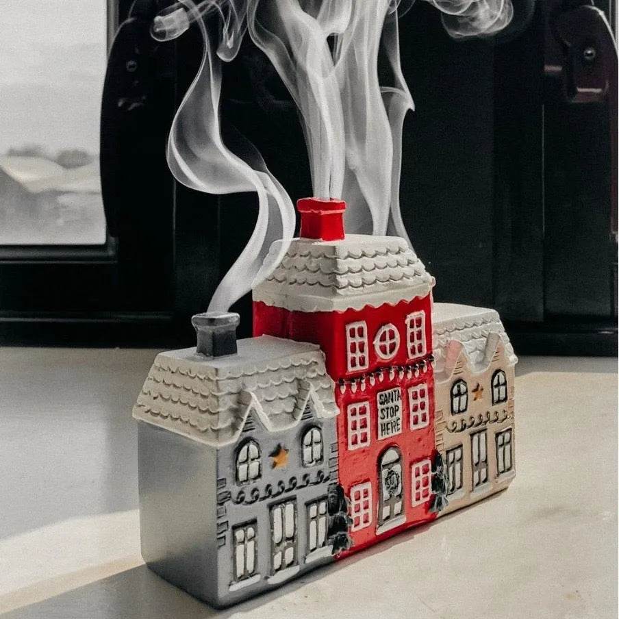 Christmas Small House Decorations Resin Winter Incense Cone Burner Decoration Landscape Decorative Gift - EX-STOCK Canada