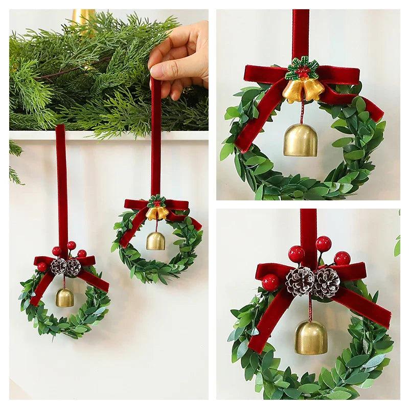 Pendentif Sapin de Noël avec Guirlande de ClochettesEX-STOCK Canada