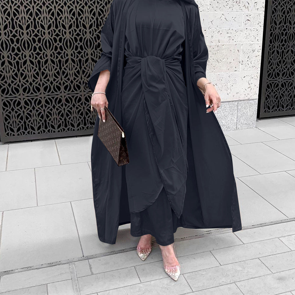 Robe en satin costume trois pièces féminin