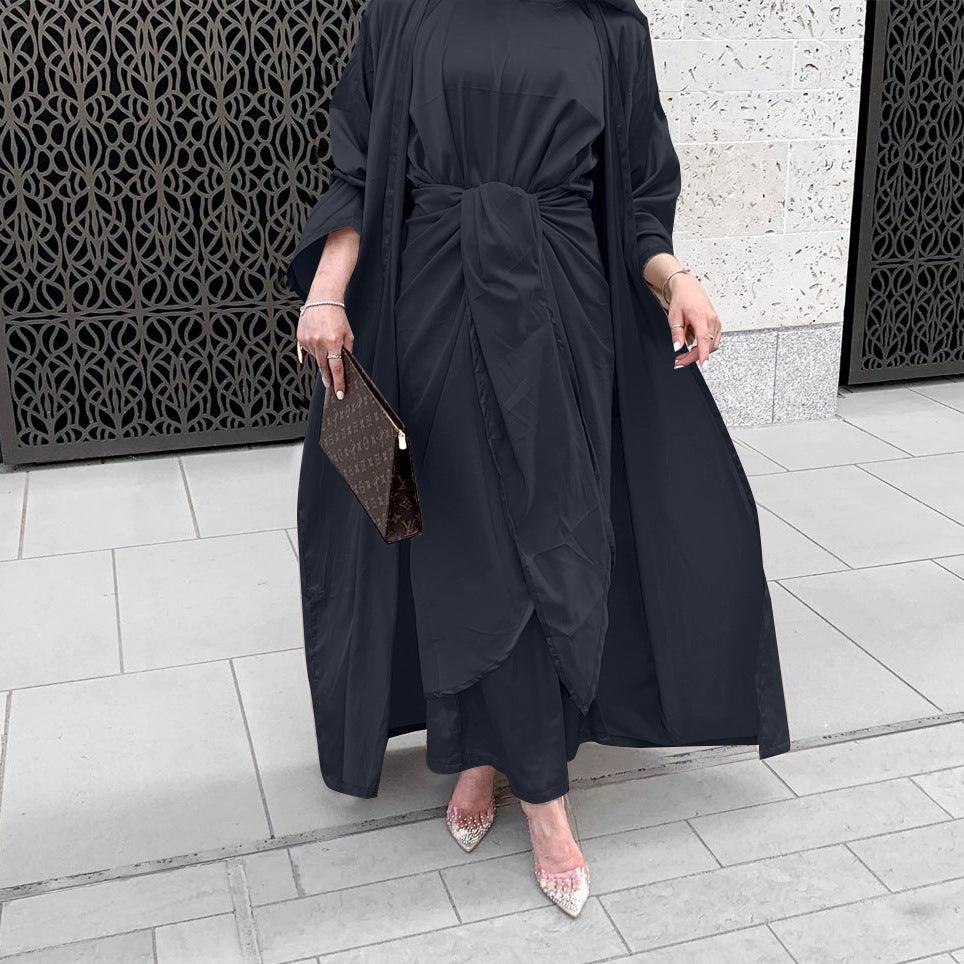 Robe en satin costume trois pièces féminin