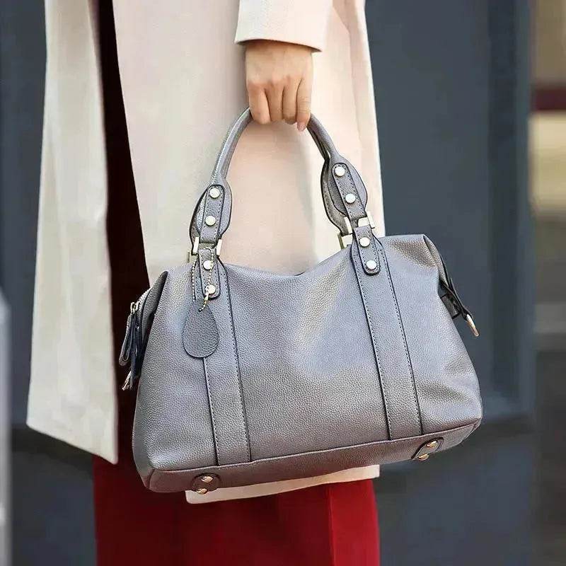 Fashion Boston Shoulder Bag Women's Handbags Retro Rivet Design Personalized Crossbody Bags - EX-STOCK Canada
