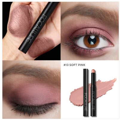 Makeup product with close-up of application on skin and eye, featuring the brand 'Eccallure'.