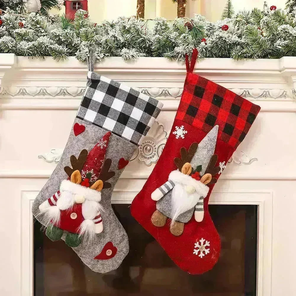 Plaid Three-dimensional Couple Faceless Doll Christmas Stockings Christmas Eve Gift Bag Candy Bag - EX-STOCK CANADA