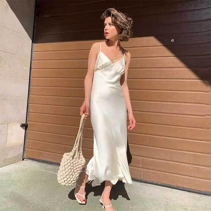Ladies fashion dresses EX-STOCK Canada
