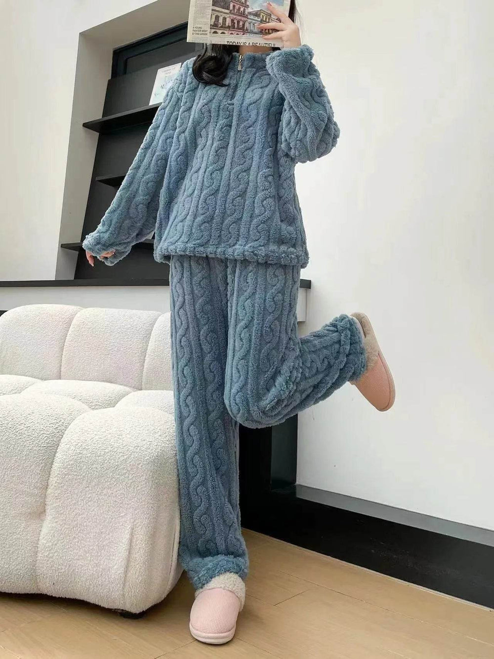 Autumn And Winter New Twist Zipper Couple Fleece-lined Thick Coral Fleece Pajamas Homewear Loungewear Sleepwear For Sleeping - EX-STOCK Canada