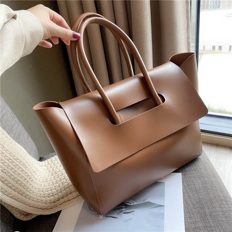 Fashion Leather Shoulder Bag Large Capacity Handbags Simple Retro Tote Bags - EX-STOCK Canada