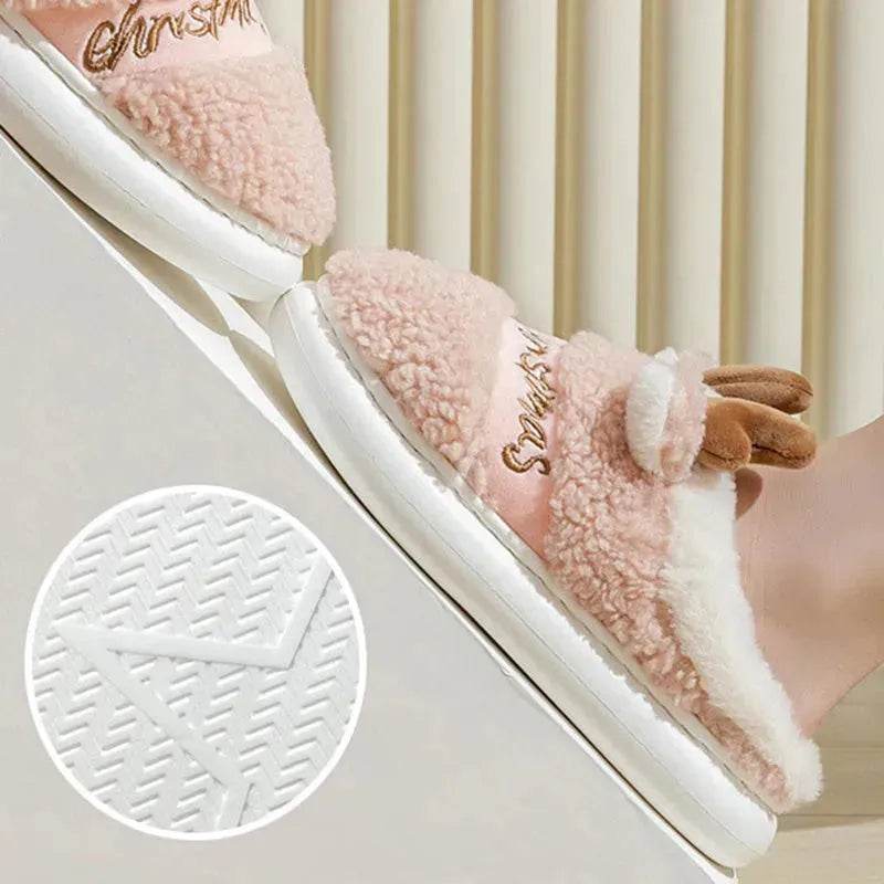 Christmas Shoes Winter Home Slippers Elk Soft Cozy Bedroom Slipper Slip On House Shoes - EX-STOCK Canada