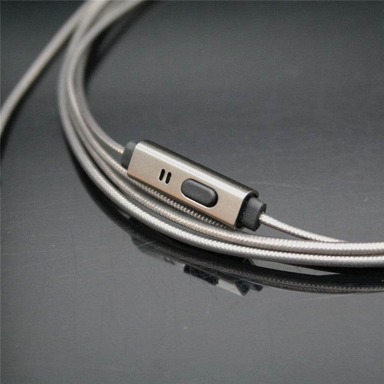 846 in-ear metal earphones - EX-STOCK Canada