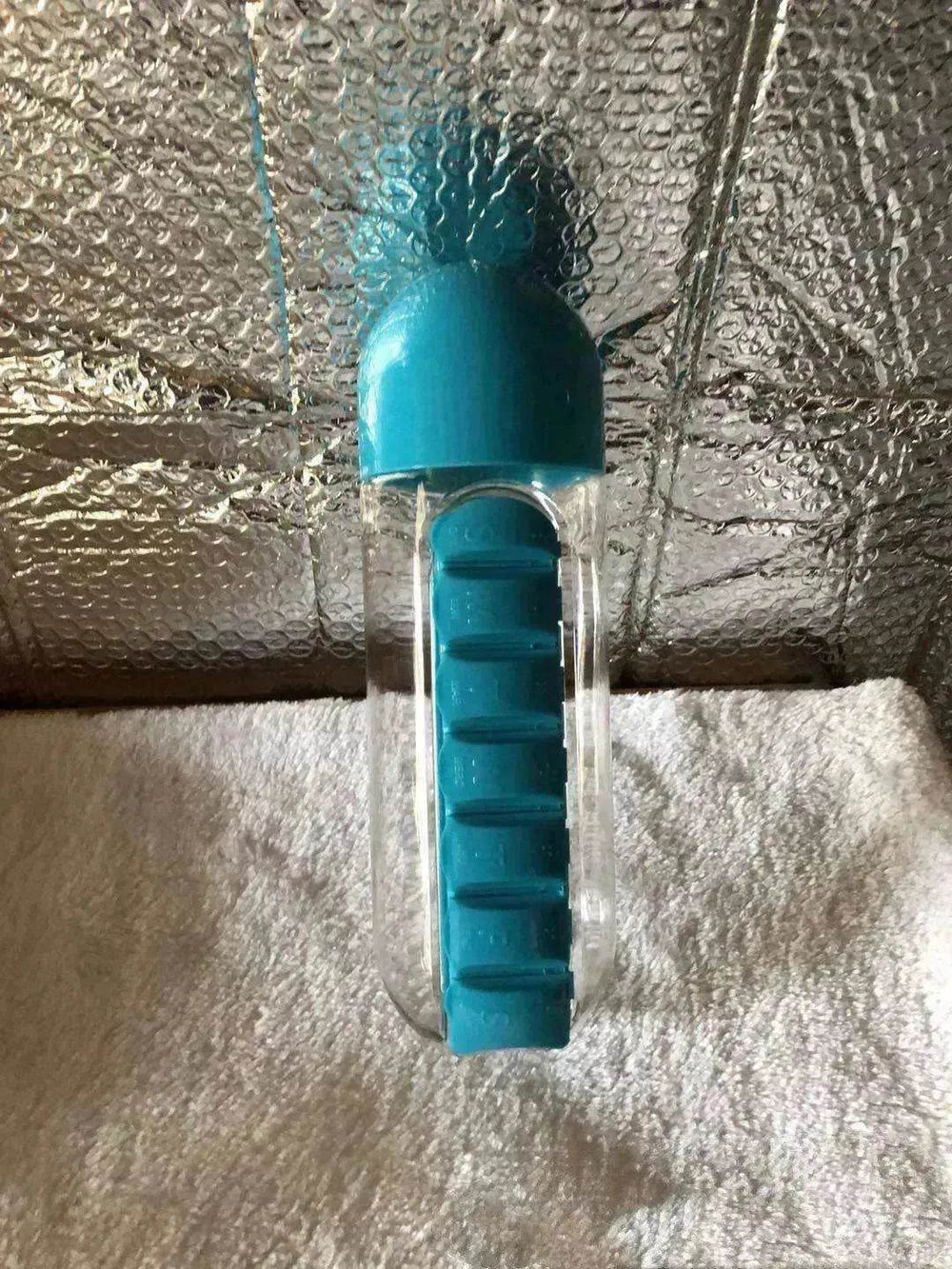 7-Day Pillbox Water Bottle Travel Organizer - EX-STOCK Canada