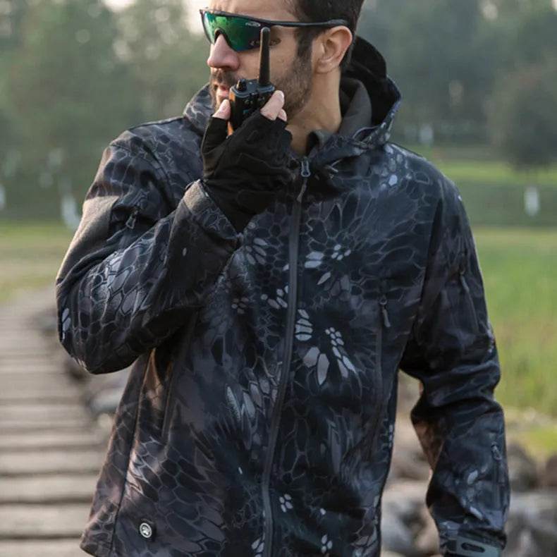 Soft Shell Jacket Plus Size Windproof And Warm Outdoor Mountaineering - EX-STOCK Canada