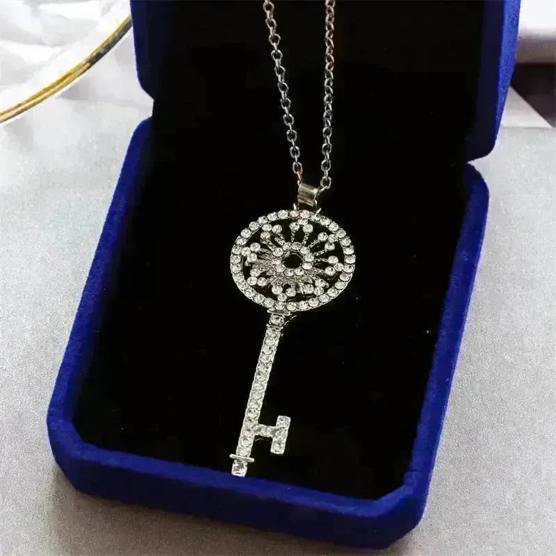Diamond Garland Key Necklace For Women Reel Chain - EX-STOCK CANADA