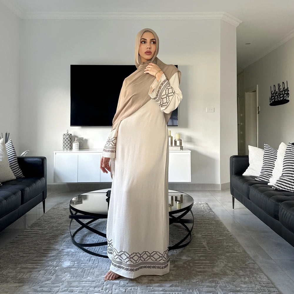 Women's Embroidery Fashion Personality Muslim Dress - EX-STOCK Canada