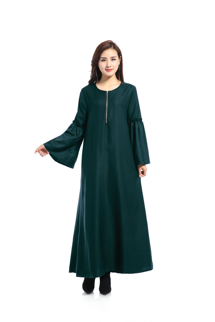 Robe arabe ample à couleur unie en vedette - EX-STOCK Canada