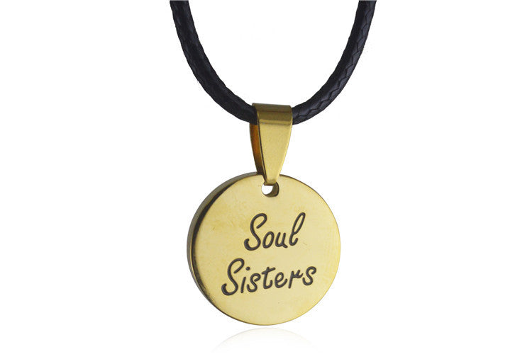 Collier Couple Lune et Soleil en Acier Inoxydable - EX-STOCK Canada