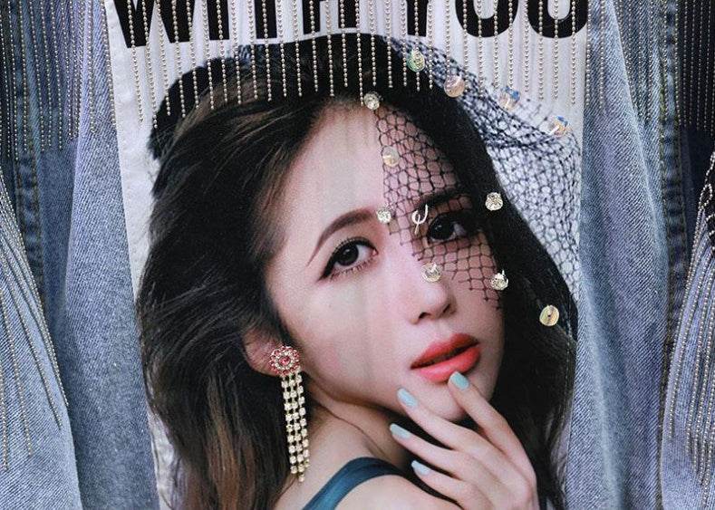 Elegant Women Heavy-duty Diamond-studded Tassel fringe Denim Jacket - EX-STOCK Canada