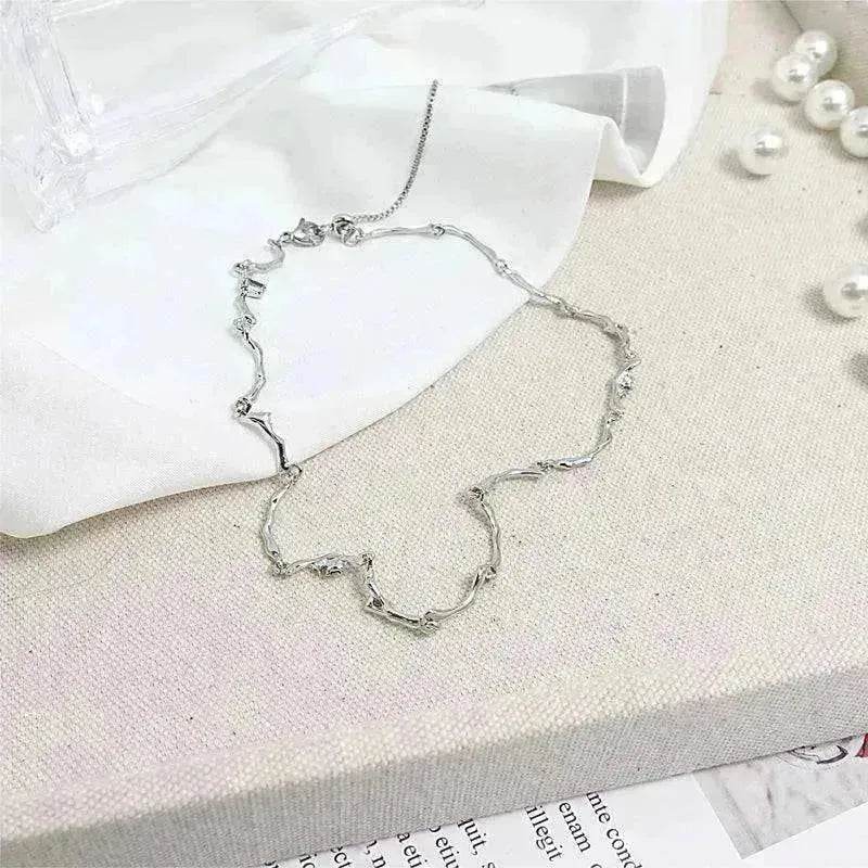 An Exquisite Simple And Cold Adjustable Wave Women Bracelet - EX-STOCK CANADA
