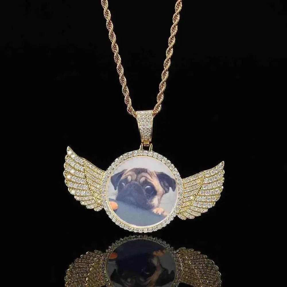 Médaillons Ailes d'Ange Collier Pendentif Photo Personnalisé Pour Hommes Bijoux Hip Hop Pendentif Iced Out Nom Gravé Personnalisé Cadeau Souvenir - EX-STOCK Canada