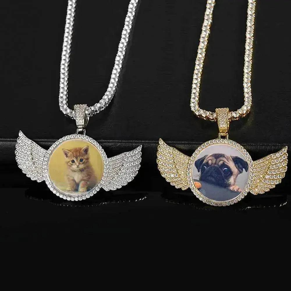 Médaillons Ailes d'Ange Collier Pendentif Photo Personnalisé Pour Hommes Bijoux Hip Hop Pendentif Iced Out Nom Gravé Personnalisé Cadeau Souvenir - EX-STOCK Canada