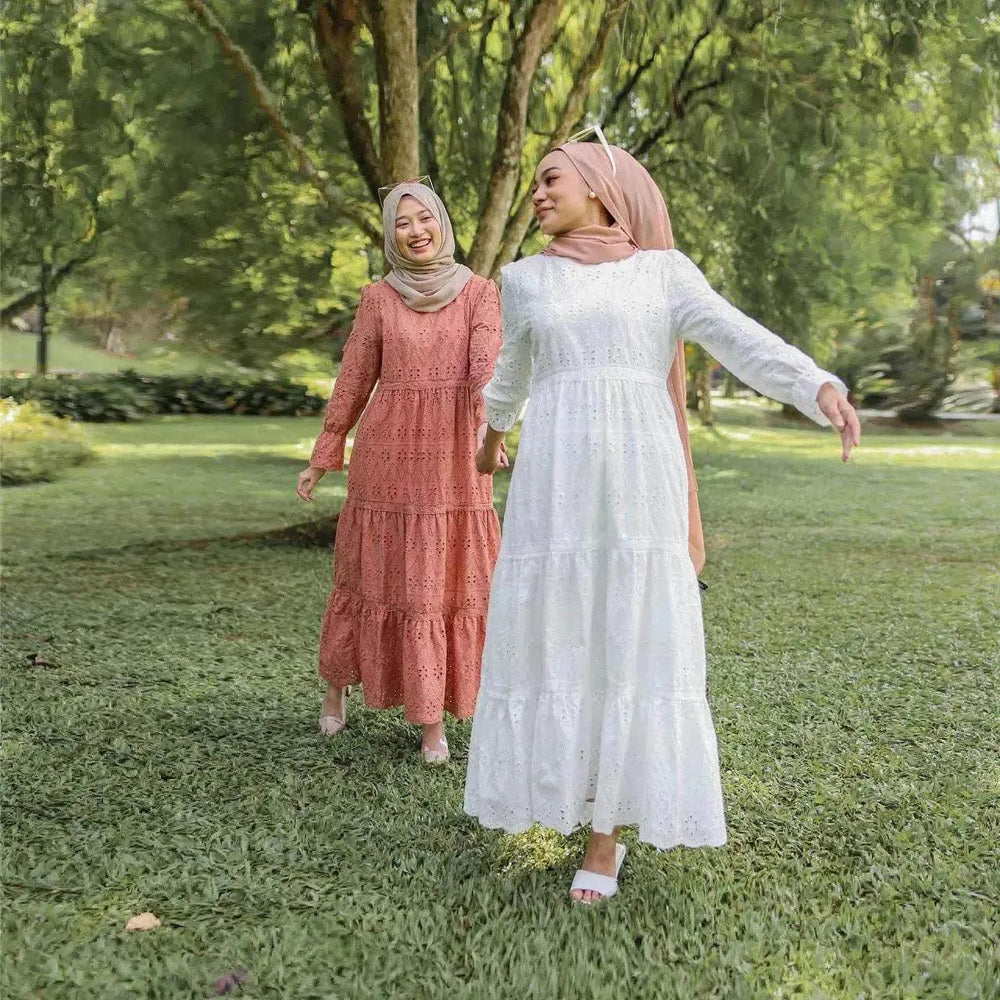 Robe en dentelle creuse Arabie Malaisie Indonésie - EX-STOCK Canada