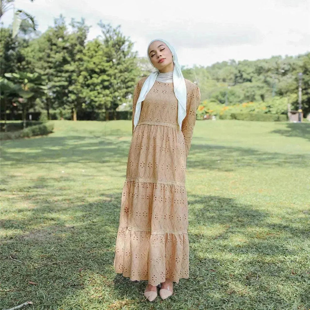 Robe en dentelle creuse Arabie Malaisie Indonésie - EX-STOCK Canada