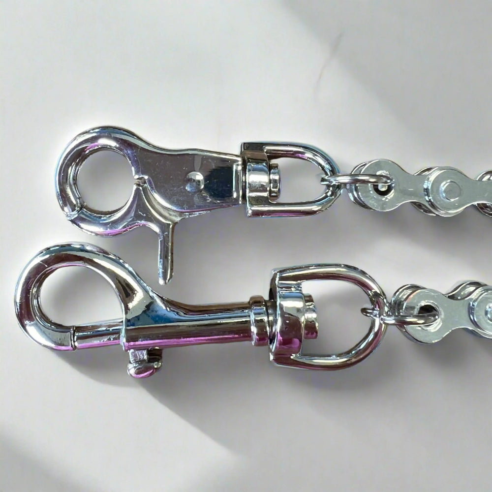 Cadena de motociclistaEX-STOCK Canada