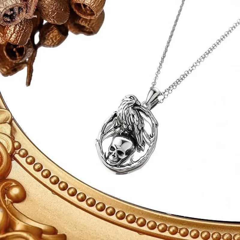 Creative Retro Halloween Skull Pendant Necklace - EX-STOCK Canada