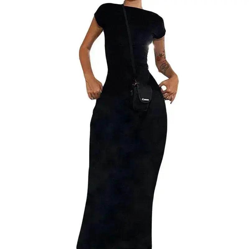 Robe mode taille fine avec taille haute, détail ajouré et design dos nu - EX-STOCK Canada