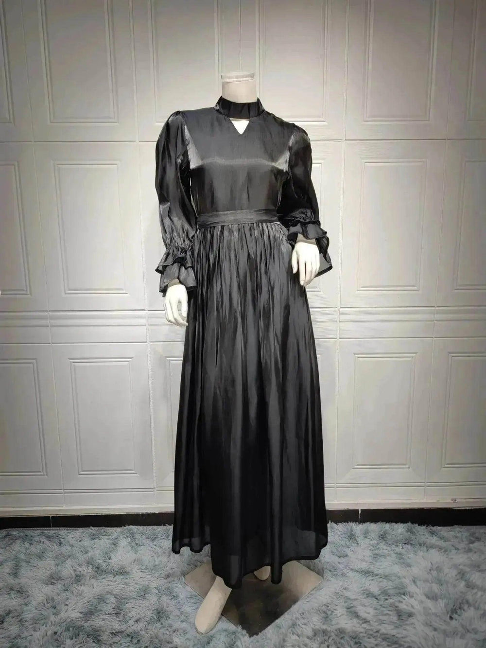 Robe en satin de soie brillante pour femmes arabes à la mode - EX-STOCK Canada
