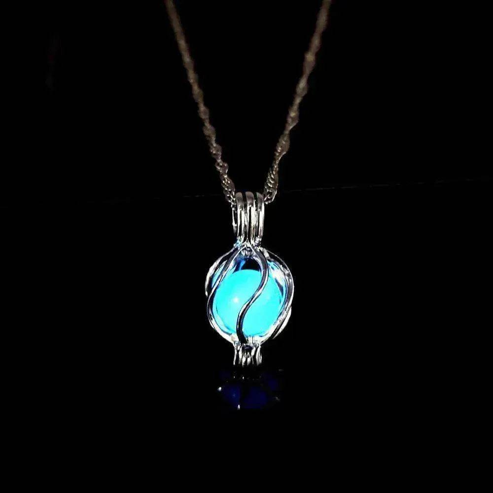 Fluorescent Stone Three-dimensional Planet Noctilucent Necklace - EX-STOCK Canada
