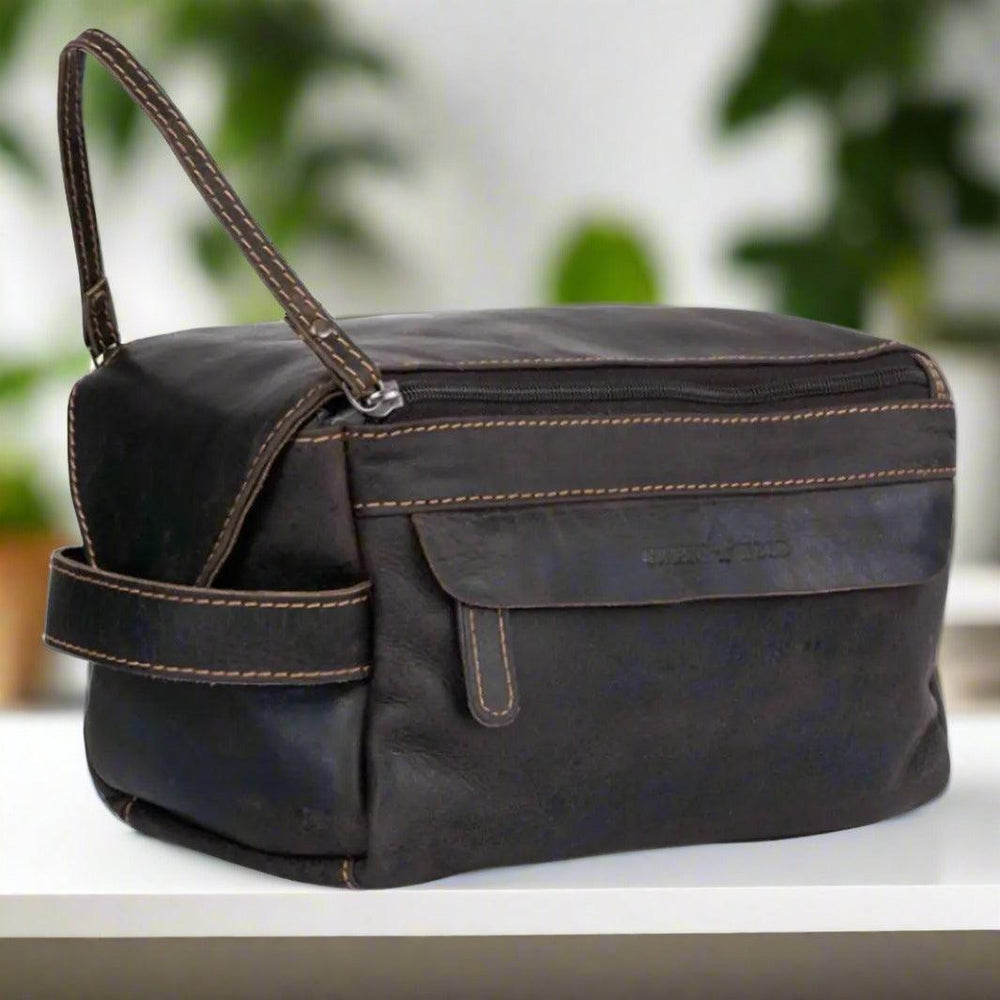 Trousse de toilette de voyage en cuir Greenwood DarwinEX-STOCK Canada