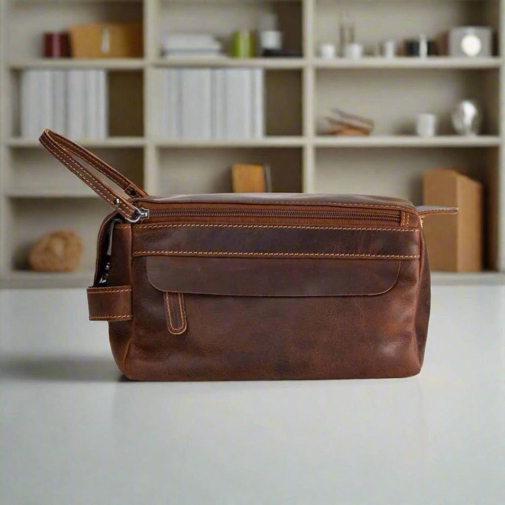 Trousse de toilette de voyage en cuir Greenwood DarwinEX-STOCK Canada