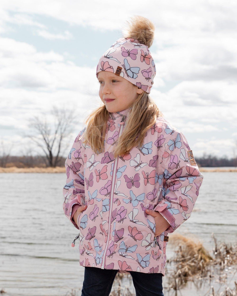 Veste mi-saison rose imprimée de papillons