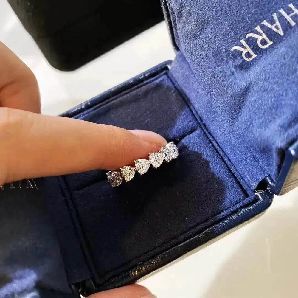 Heart-shaped Diamond Row Diamond Ring Fashion Love - EX-STOCK Canada