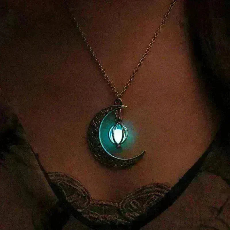 Hollow crescent Moon Luminous Pumpkin Necklace - EX-STOCK Canada