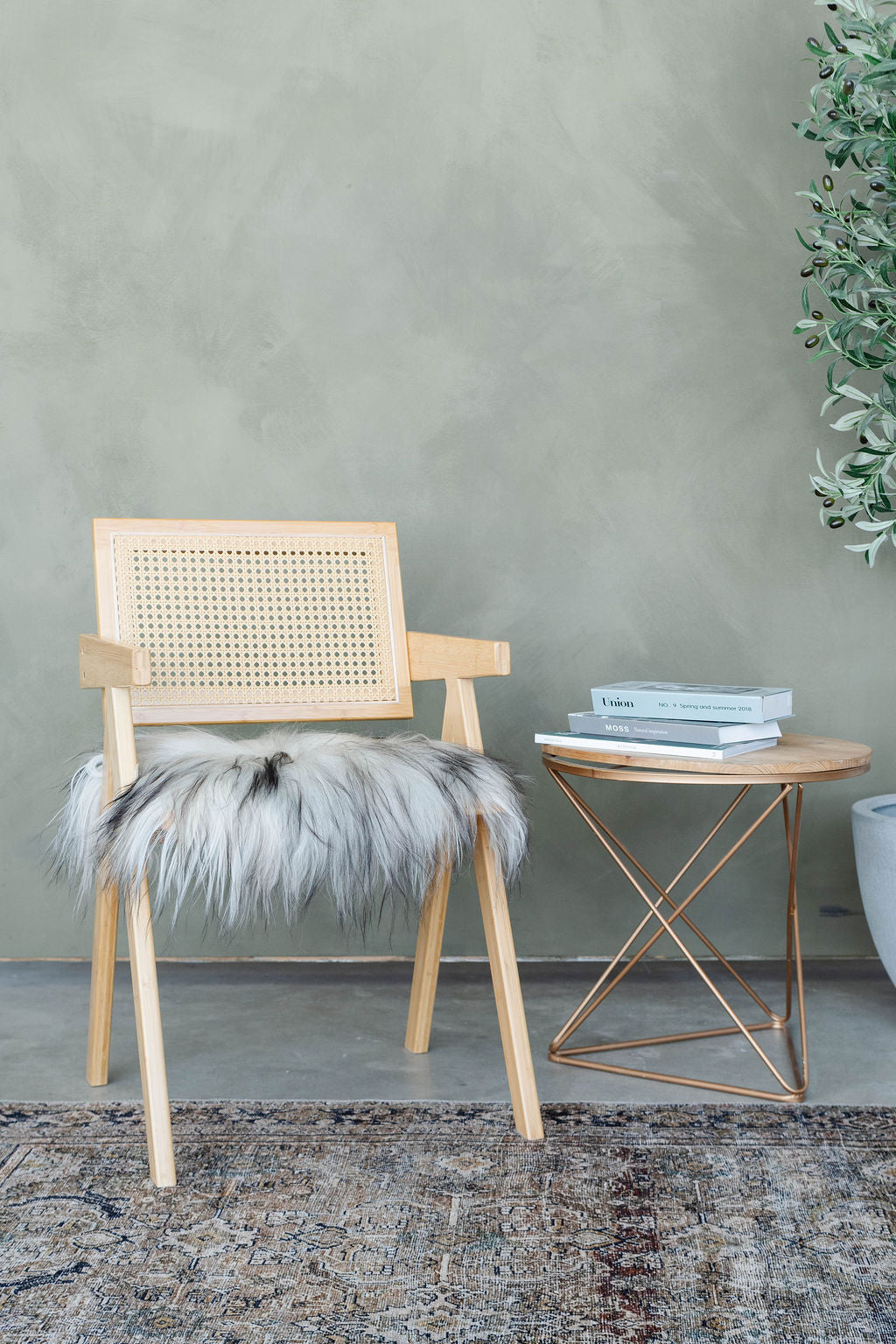 Natural Light Grey Icelandic Sheepskin Chair Pad