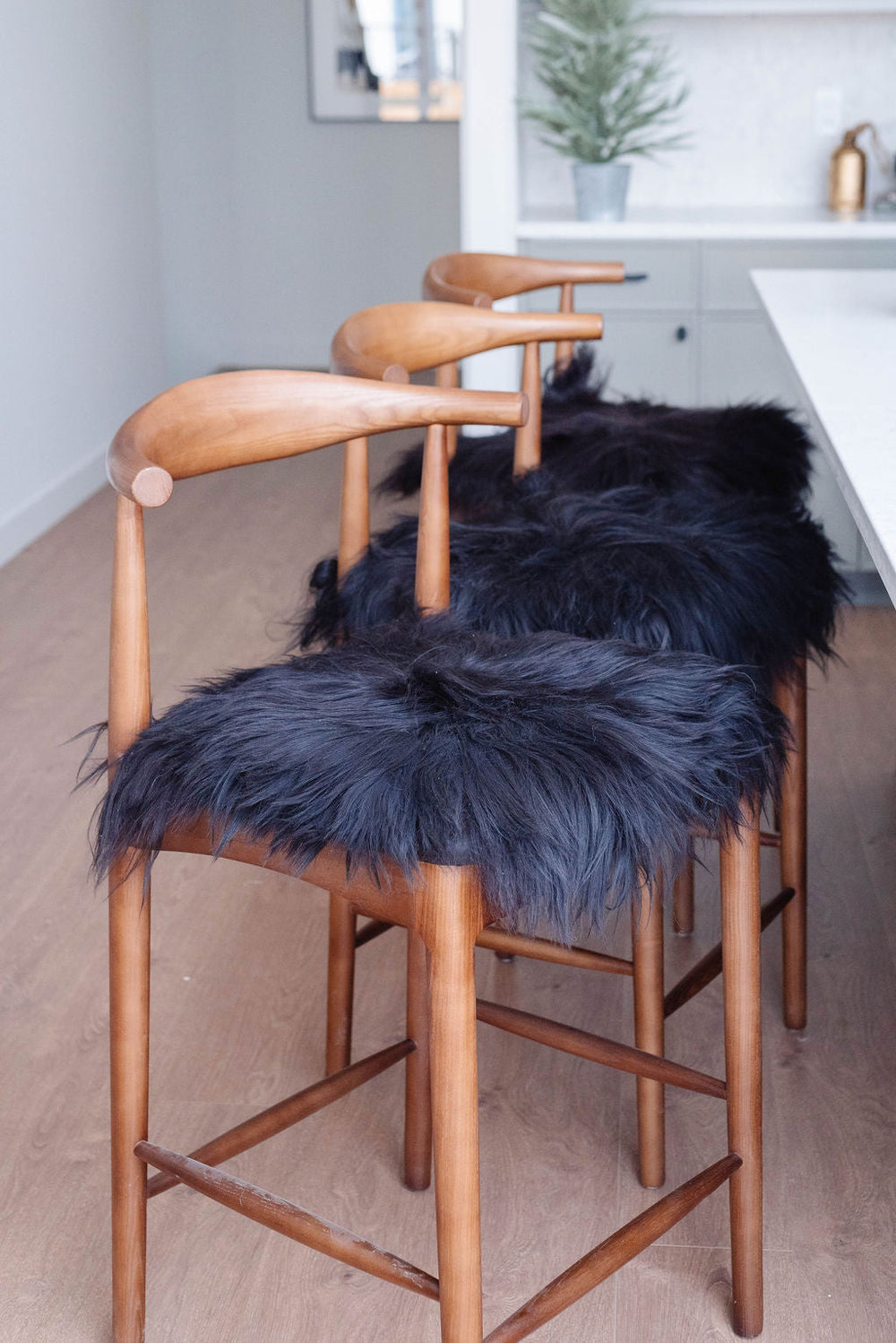Black Icelandic Sheepskin Chair Pad