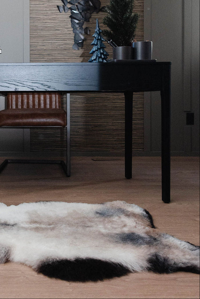 Shorn Dark Grey Edge Icelandic Sheepskin