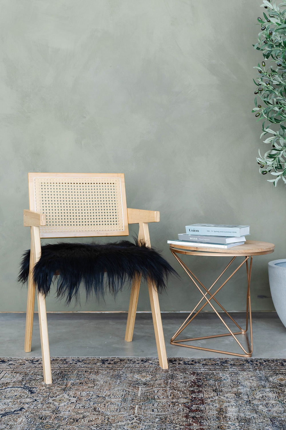 Black Icelandic Sheepskin Chair Pad